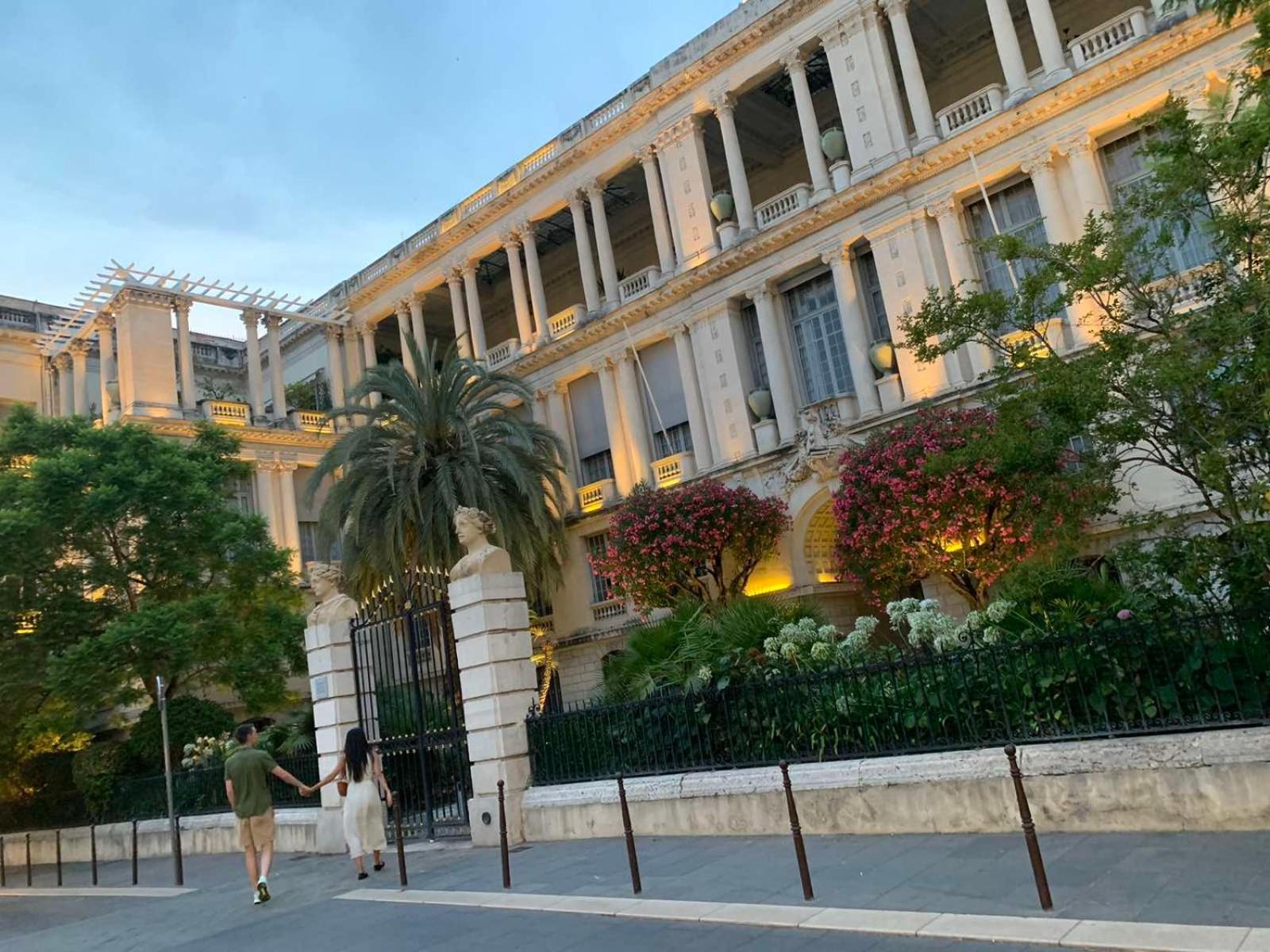Apartment 33 On The Old Historic Senate Square Nice Bagian luar foto