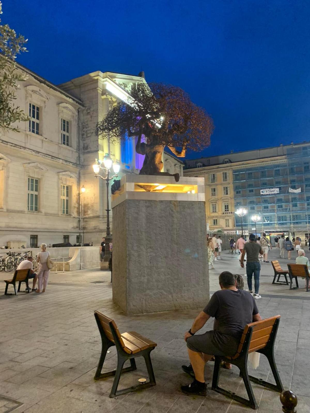 Apartment 33 On The Old Historic Senate Square Nice Bagian luar foto